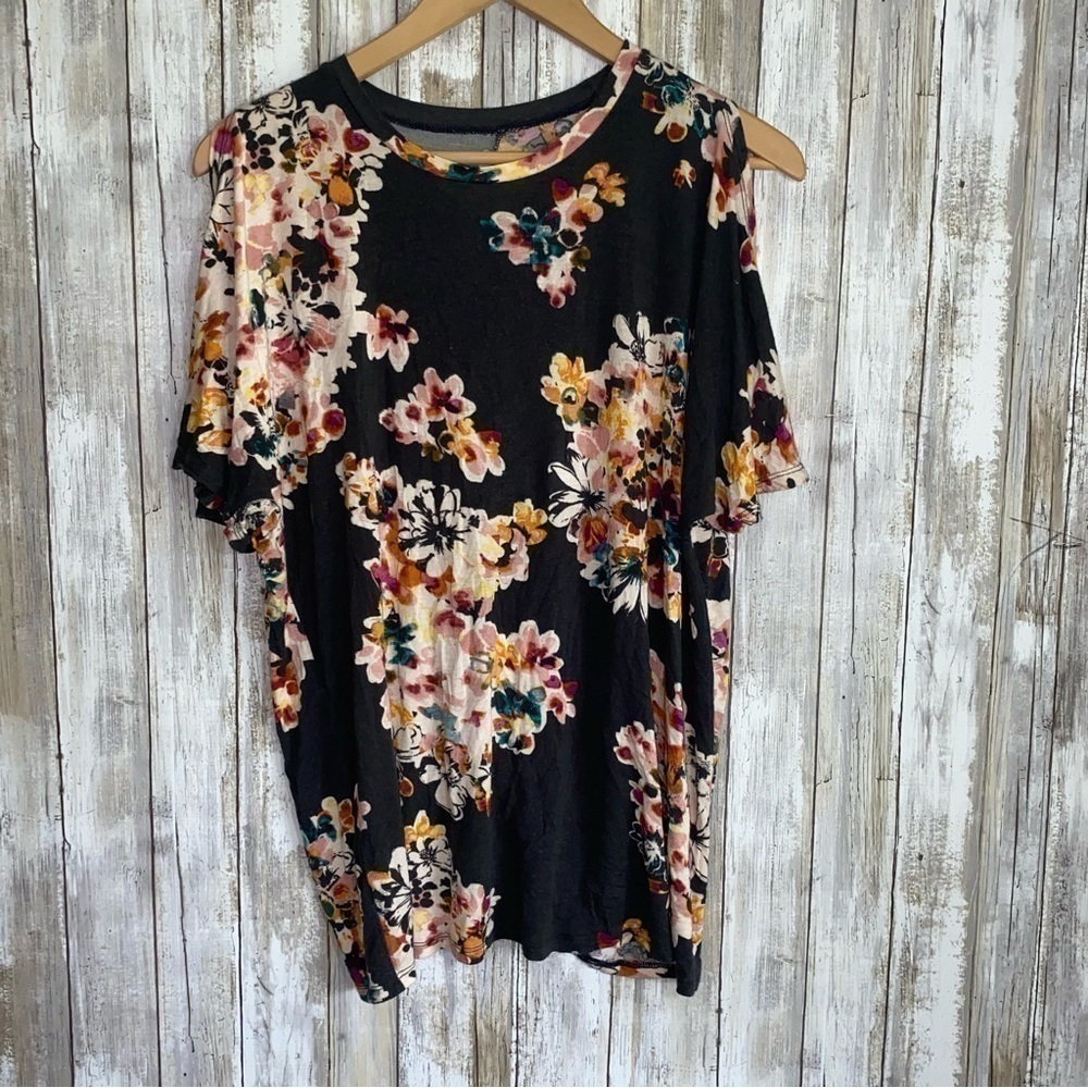 Maurices Grey Floral Open Shoulder Blouse